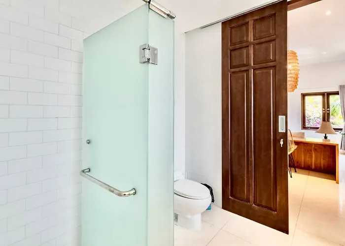 Luxurious Escape In - Ocean With 5 Bedroom And Private Pool فيلة