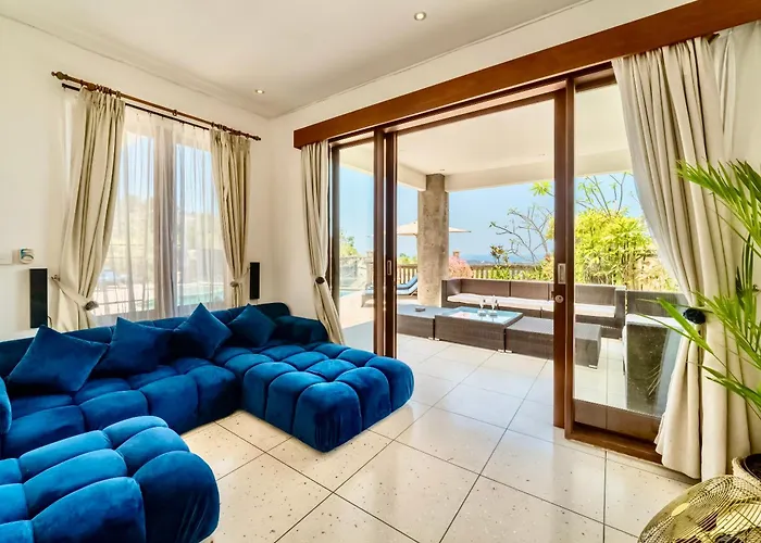 Luxurious Escape In - Ocean With 5 Bedroom And Private Pool فيلة أُلُواتو